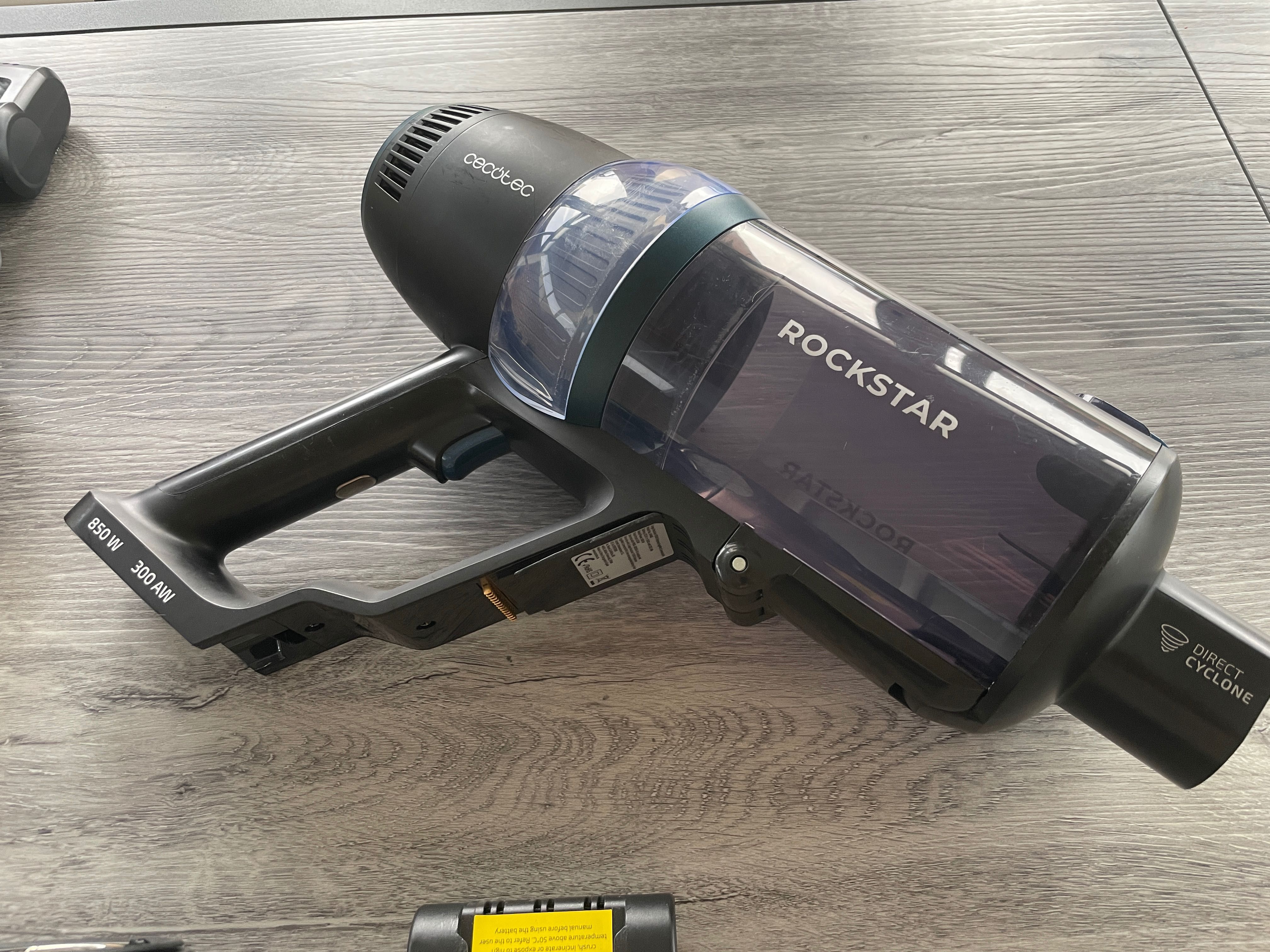 Aspirador sem fios Cecotec Conga Rockstar 11500