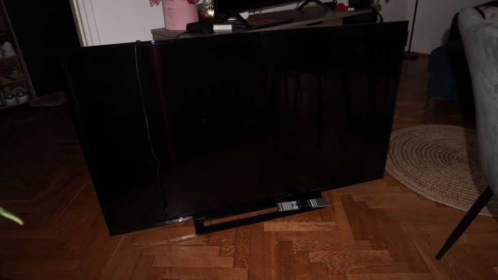 Telewizor LED Toshiba 55V5863DG 55 cali 4K UHD