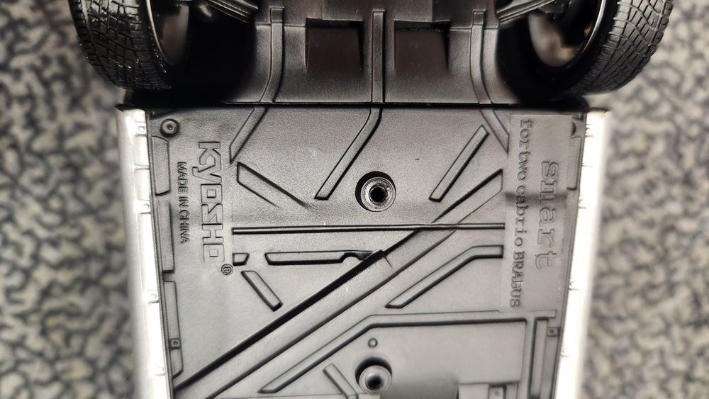 1:18 Smart Fortwo Brabus Cabrio