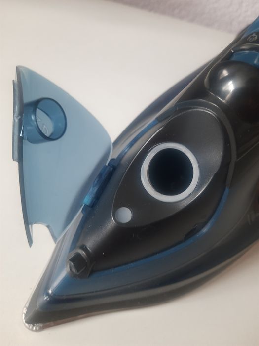 Żelazko parowe Girmi ST6204.