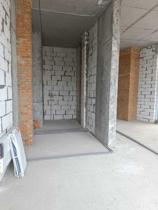 Продаж комерційного приміщення в ЖК 'Кельце'