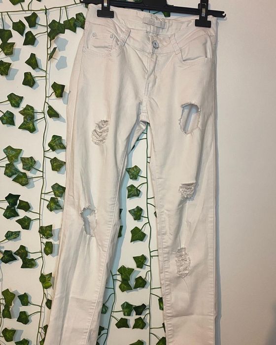 Calças jeans ganga e cor
