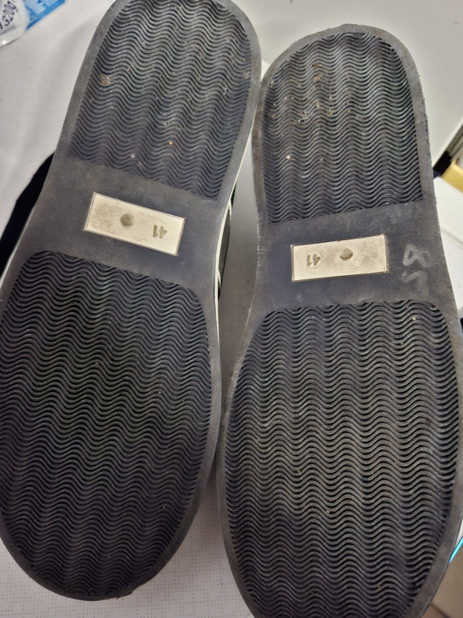 Buty rozmiar 41 sznurowane meskie