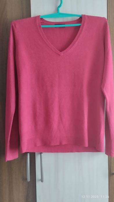 Pulower damski kolor odmiana czerwieni