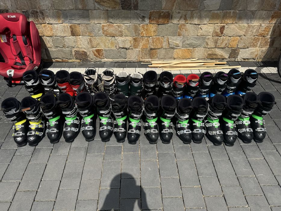 Pakiet butów narciarskich Atomic (25.5-31.5cm)