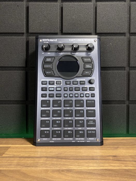 Roland SP-404MKII