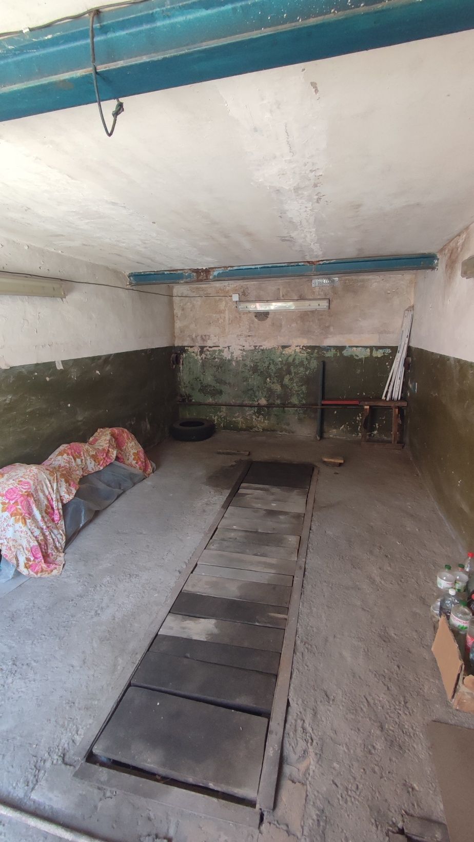 Продам гараж в кооперативе в районе ДДГРЭС.
