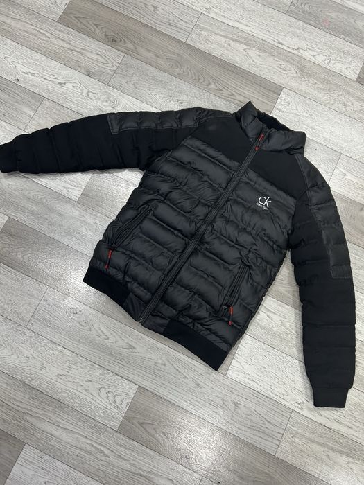 Демісезонна чорна куртка Celvin Klien