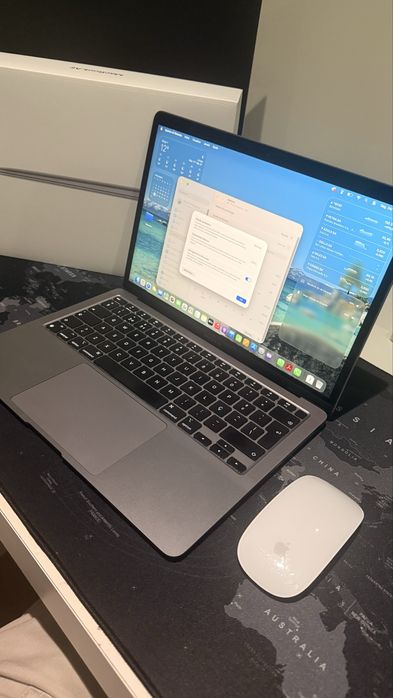 MacBook Air 13” M1 – 8GB / 256GB – Space Gray – Impecável!