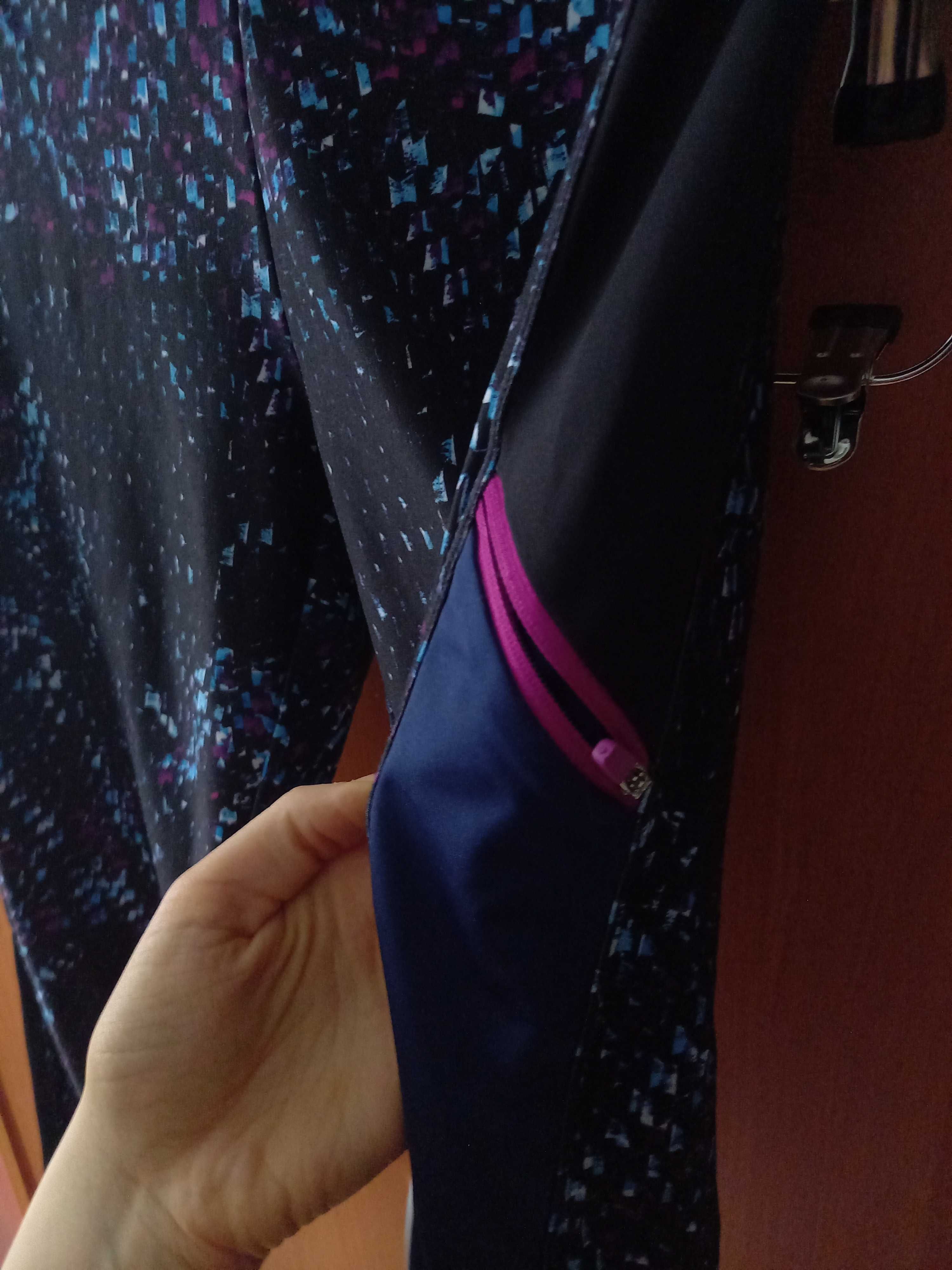 Legginsy długie Oysho S M granatowe niebieskie spodnie do fitness wzór