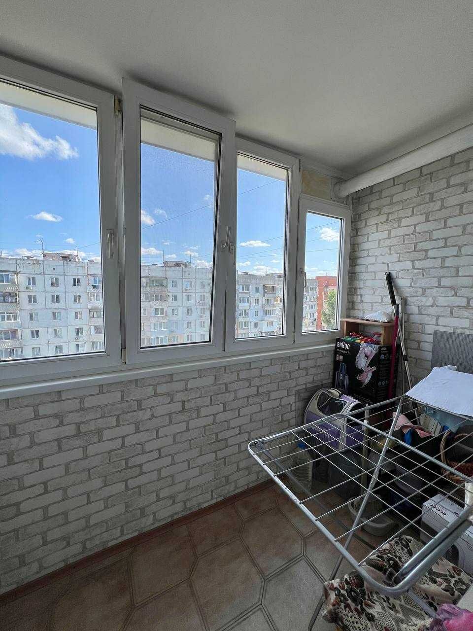 Продам 2х комнатную квартиру на Высоцкого в кирпичном доме з газом