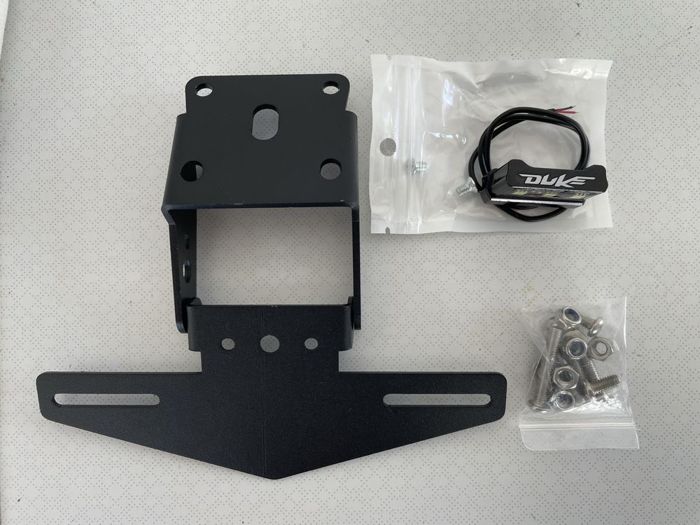 Suporte matrícula curto KTM Duke 125/200/390
