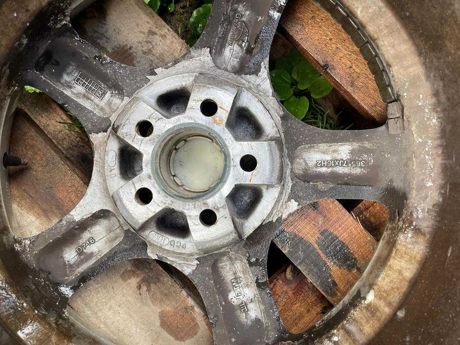 Felgi 5x100 r16 16" x 7J OE AEZ VW Audi Seat Skoda Toyota