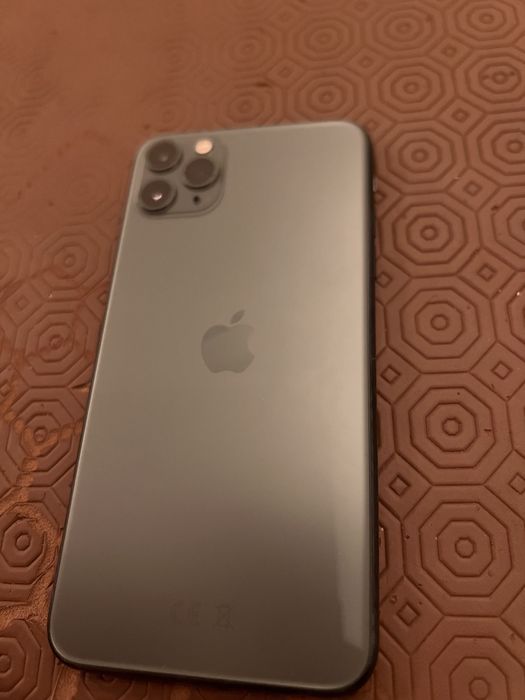 iPhone 11 Pro Max 64GB Verde impecável