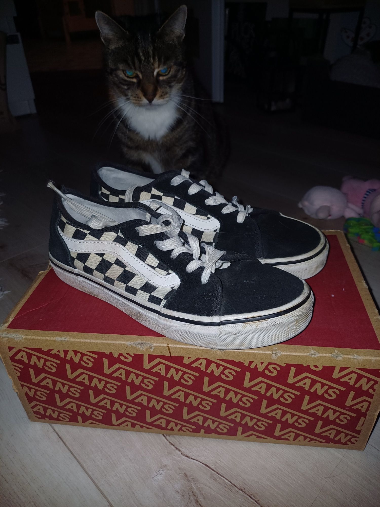 Vans unisex rozmiar 37