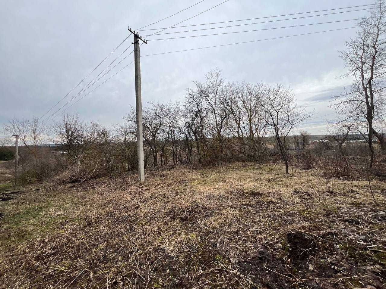 Продаж земельної ділянки піж житлову забудову, с. Охримівці