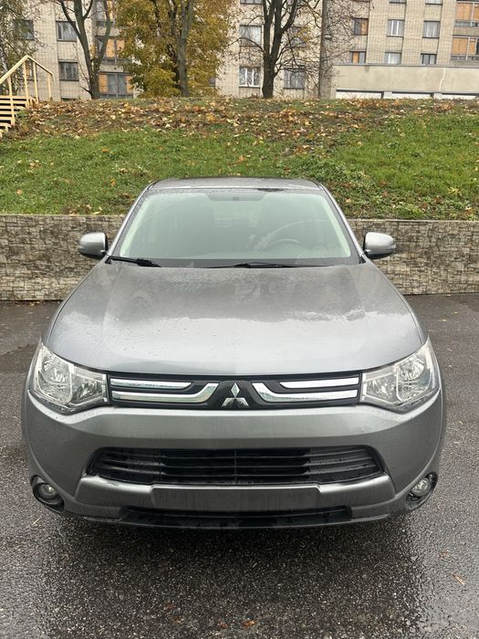 Продам Mitsubishi Outlander 3