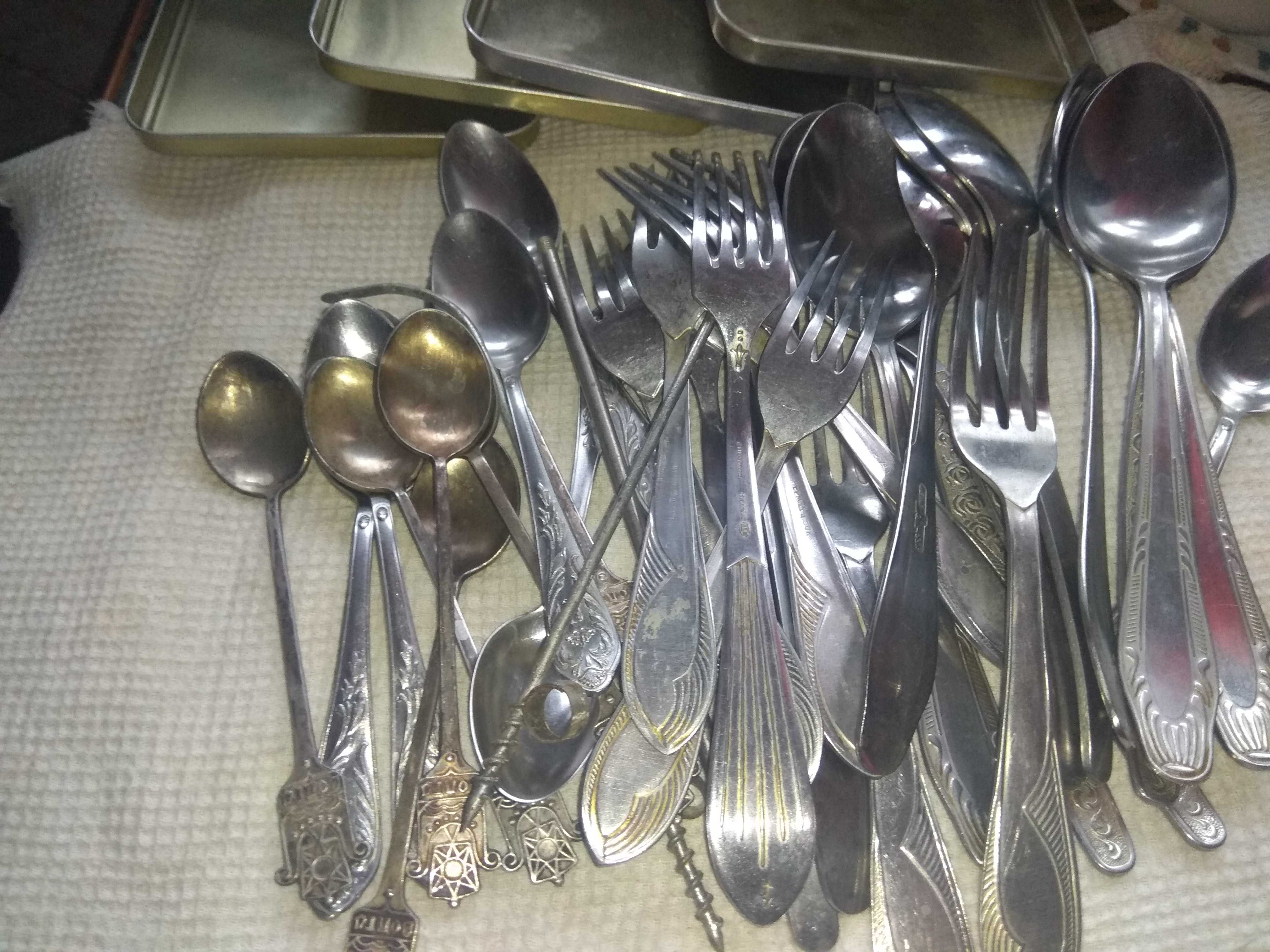 Продам  ложки и вилки СССР