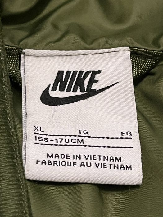 пуховик nike nsw