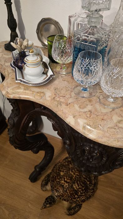 Credência estilo Luís XV