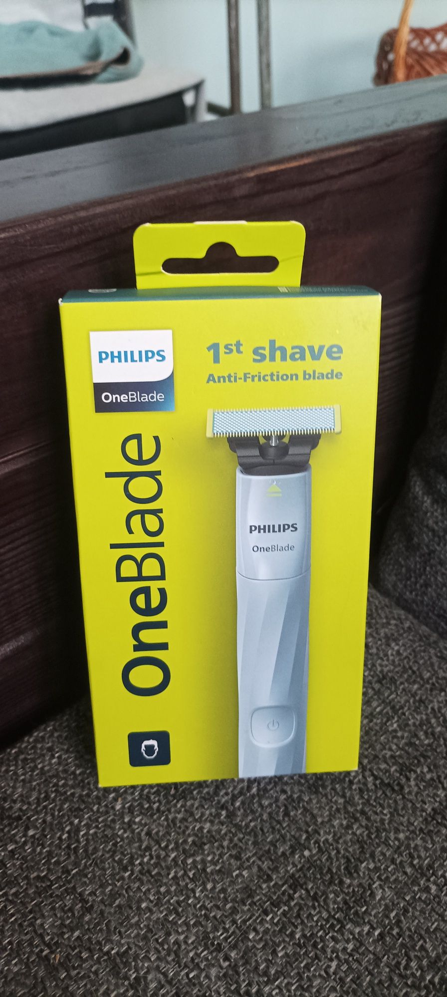 Електростанок Philips OneBlade QP2724/20 Триммер Бритва Филипс Уан Бле