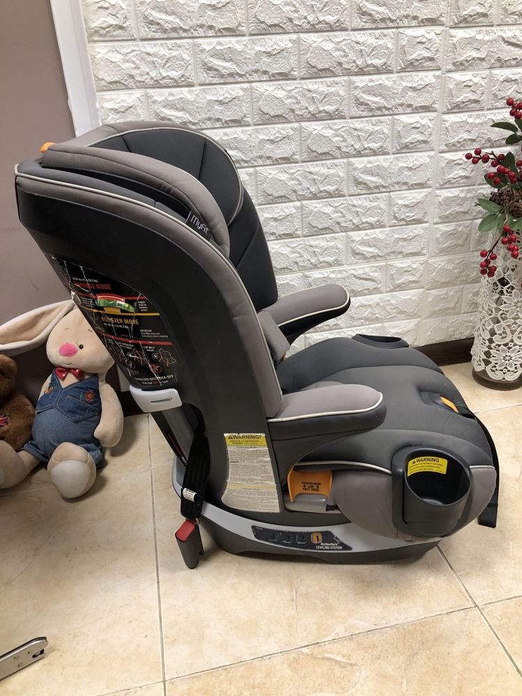 Автокрісло Chicco MyFit Група 1/2/3 (11 - 45 кг) детское автокресло
