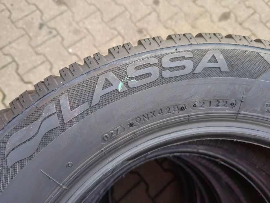 195/65R15 95H Lassa Snoways 4 pojedyncza zimowa 2022