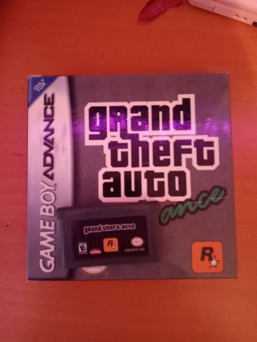 GTA advance + pudełko
