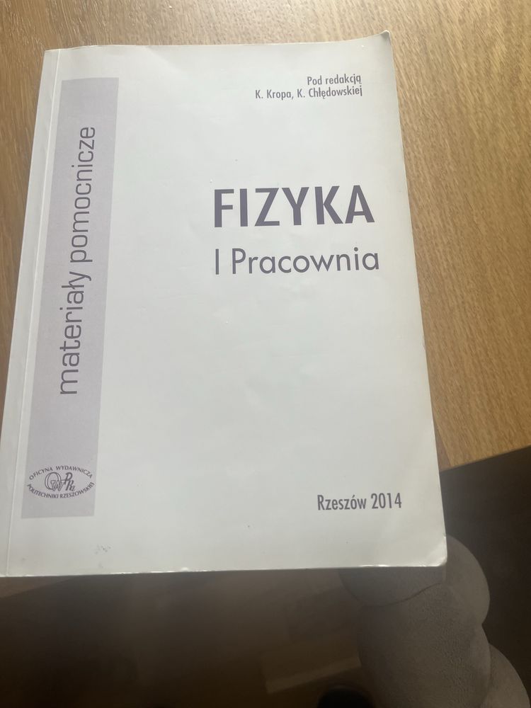 Fizyka i Pracownia