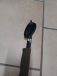 Antena para auto radio, de pilar A