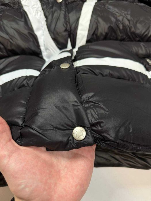 Пуховик Moncler x Valentino