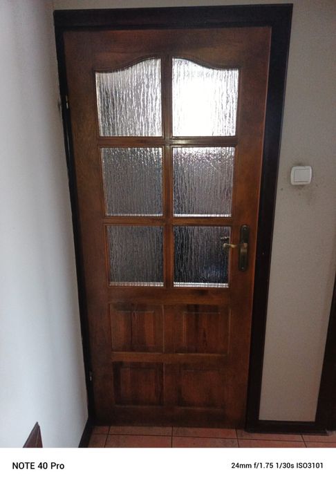 Drzwi wewnetrzne 80 cm z klamką i zamkiem