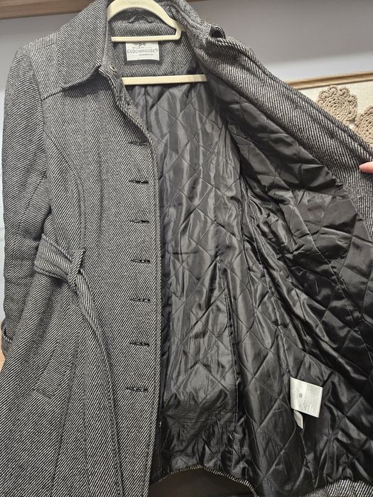 Elegancki ocieplany wełniany płaszcz C&A