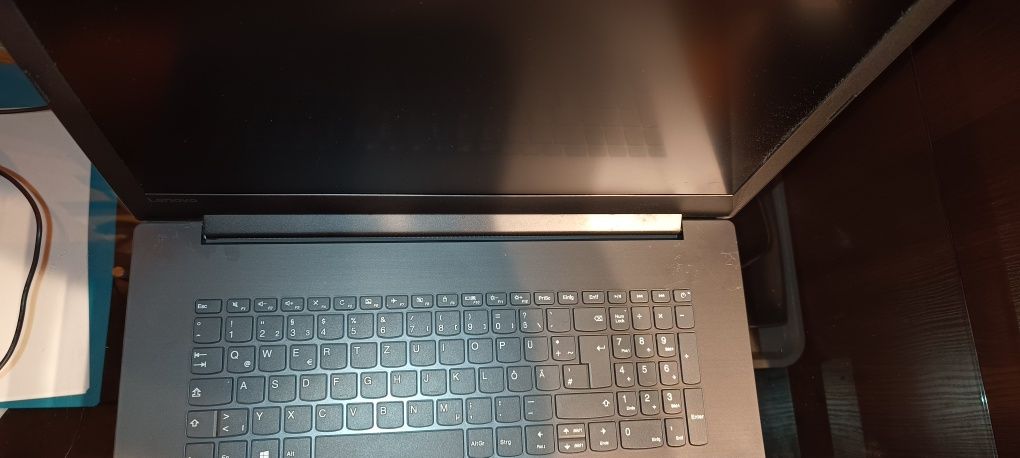 Lenovo IP320-17ISK, 17.3', I5-8250U,12/240GB,WIN11