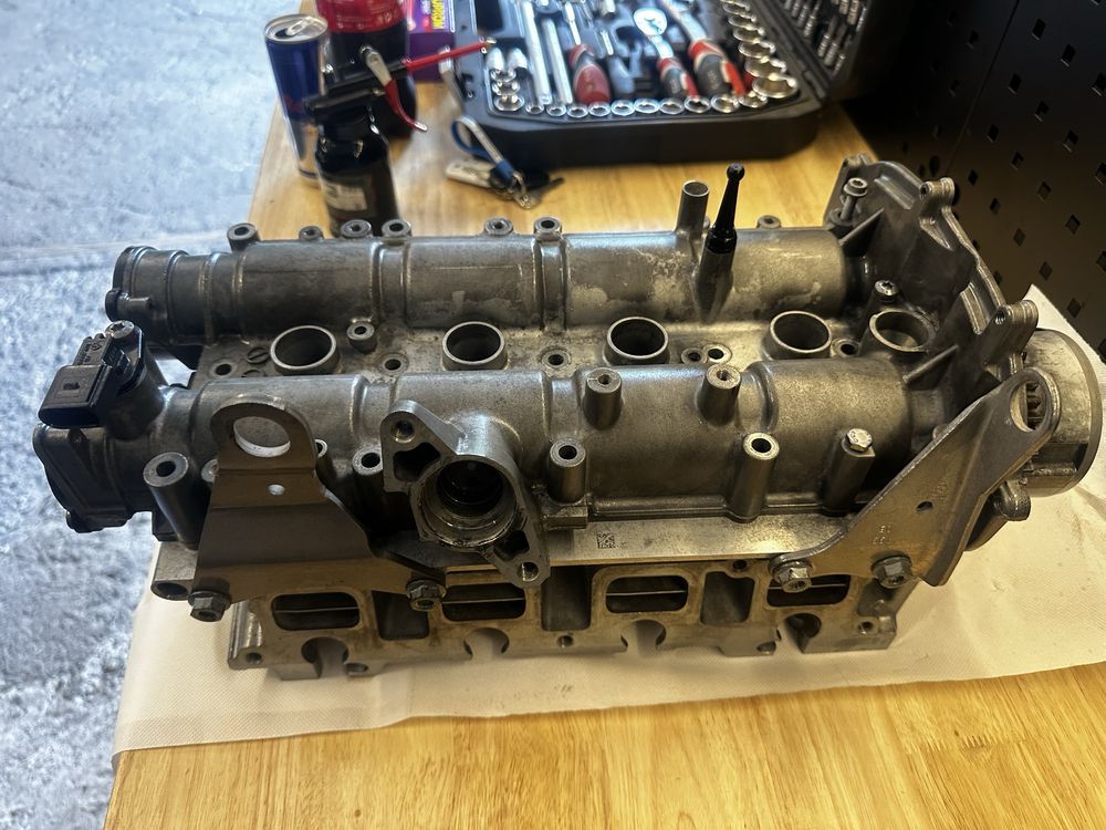 Glowica kompletna 1.4tsi tfsi Cax Caxa Cav Cave 03C103358BA