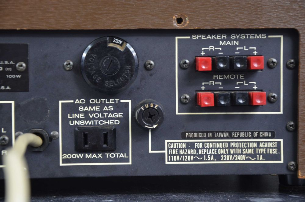 Marantz Superscope R-1220 Amplituner stereo srebrny