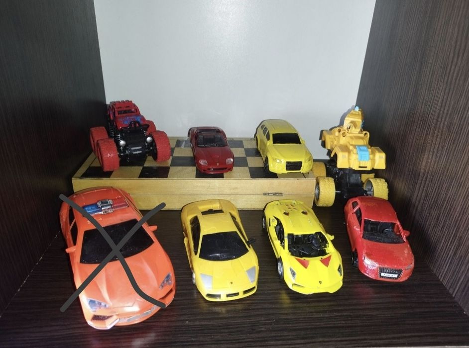 машинки / модельки / игрушки