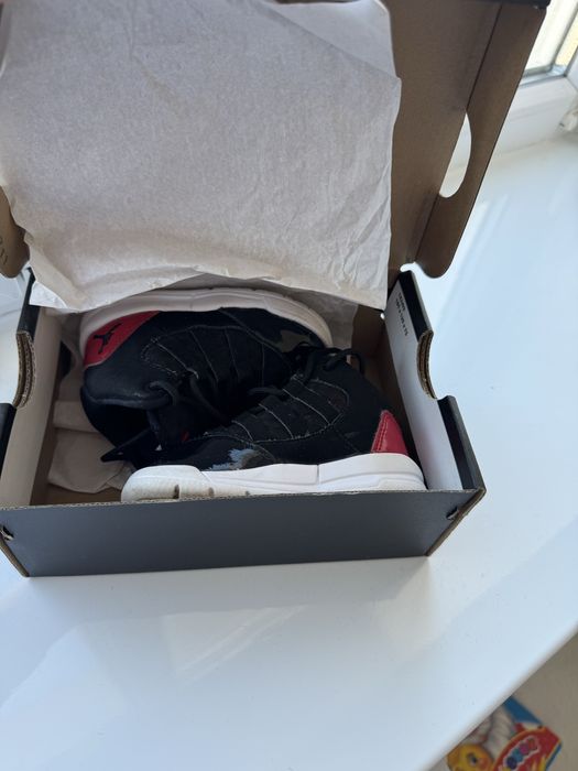 Оригінальні красовки Jordan 21 розмір