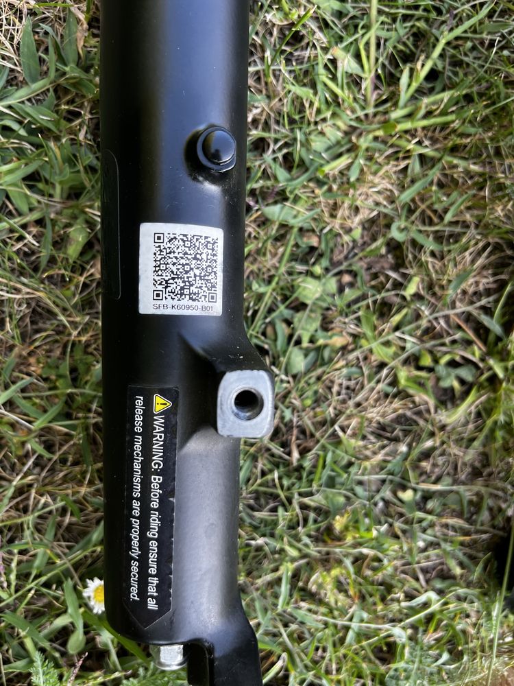 Amortyzator XCM Suntour 32