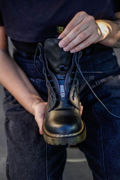 Шикарні шкіряні черевики ботинки білі чорні Dr.martens мартінс