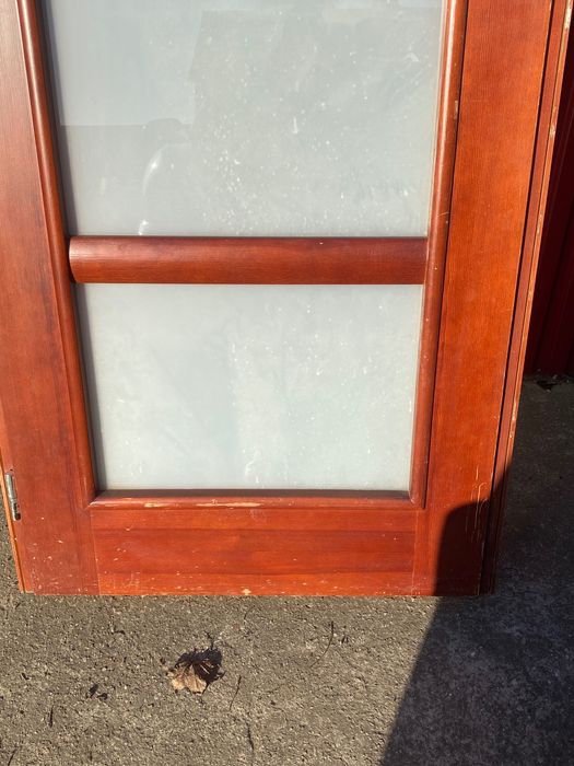 Drzwi z drewna sosnowego