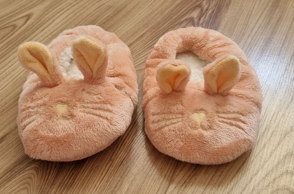 Kapcie króliczki po domu dla dziewczynki roz.28/29  pepcko