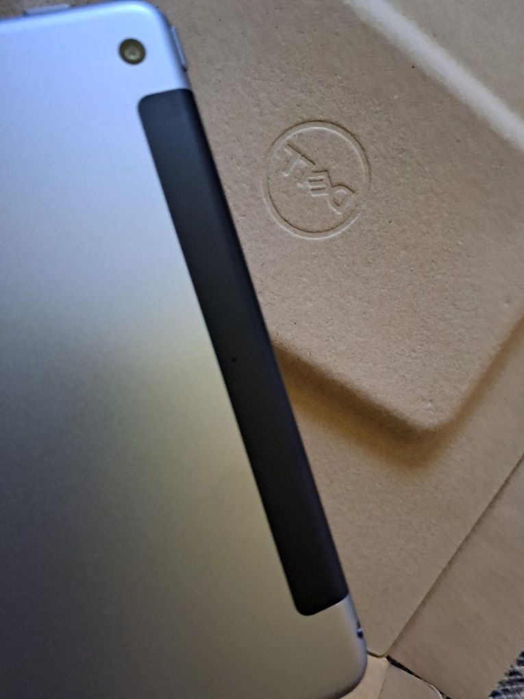 Ipad A1954 - jak nowy !