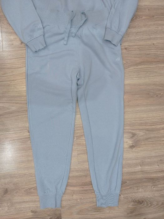 4F Костюм спортивний S