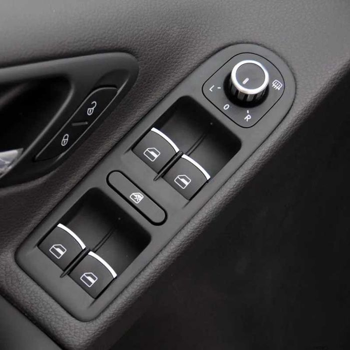 Блок керування склопідйомником VW Jetta Tiguan Golf B6 CC Seat Leon