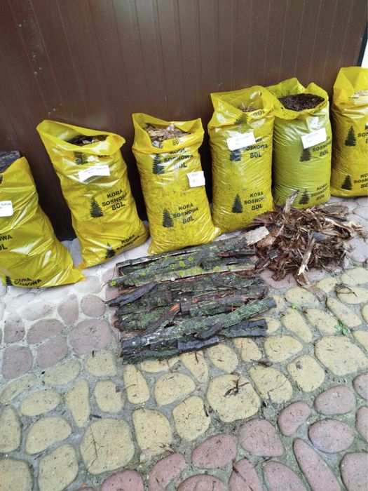 Kora sosnowa 80 l - rózna grubość od 20 zł