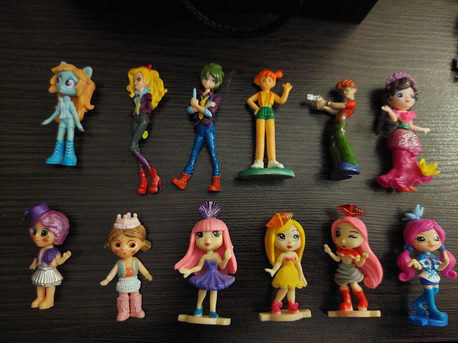 Продам киндеры из Маша и медведь,новогодние,гномы,киндерино и др