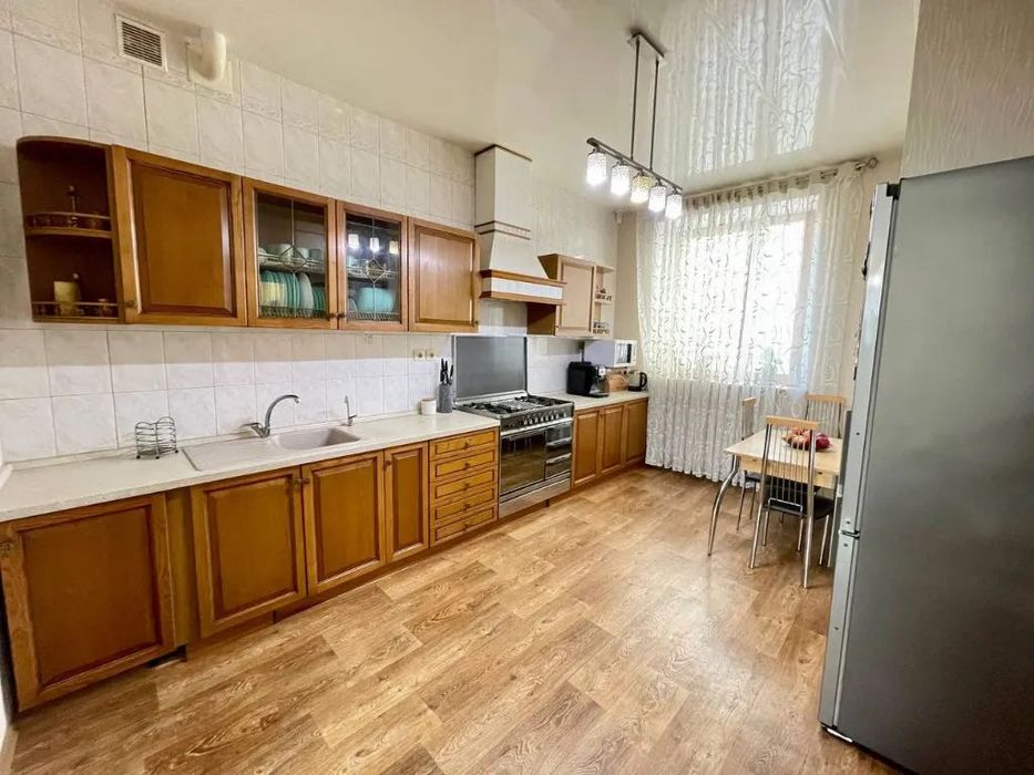Аренда дома Нагорка р-н строительной академии ул.В. Моссаковского