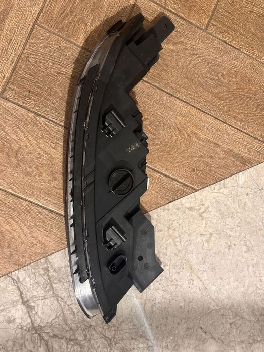 Фара Hyundai kona