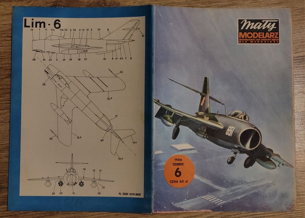 Mały Modelarz Nr 6/1986r Samolot Mig-17, model kartonowy